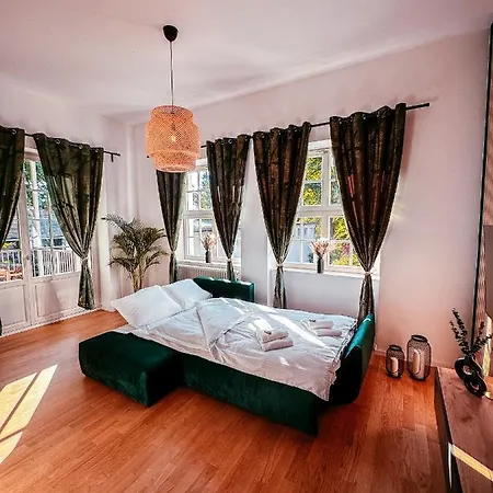Oasis - Wohnen Im Koenigspark - Elbhang - Grosse Terrasse - Netflix - Tg Apartamento Dresden