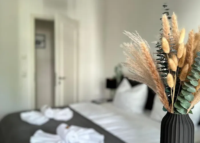 Appartement Oasis - Wohnen Im Koenigspark - Elbhang - Grosse Terrasse - Netflix - Tg *