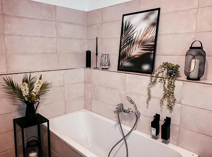 Oasis - Wohnen Im Koenigspark - Elbhang - Grosse Terrasse - Netflix - Tg